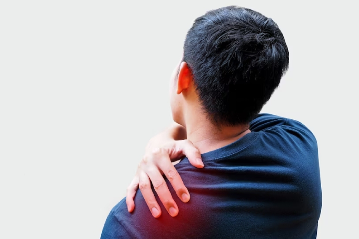 Shoulder pain problems image